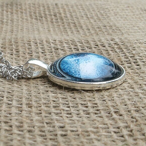 Stargate Glass Cabochon Pendant Necklace - Picture 5 of 12